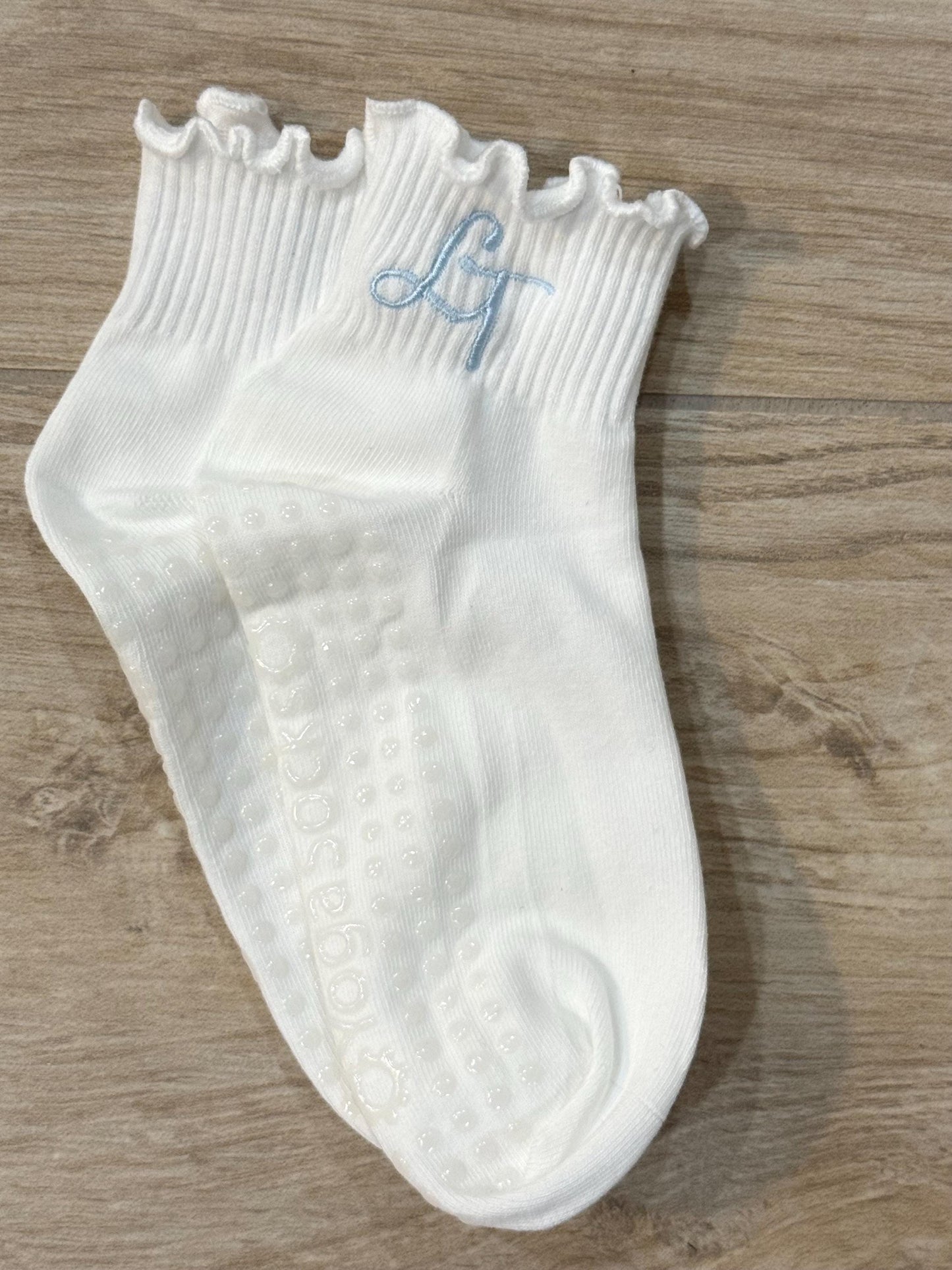 Personalized Pilates & Yoga Grip Socks |Embroidered Socks |Ruffle Yoga Socks | Bridesmaid Gift, Bride Socks, Gift for Her, Custom Yoga Socks
